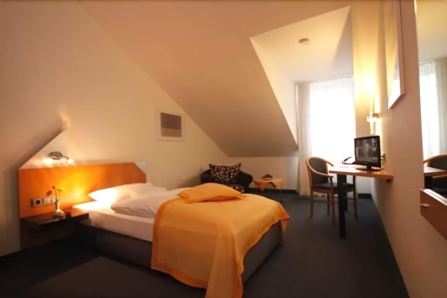 PRIMA Hotel Havelland Groß Kreutz Exteriör bild