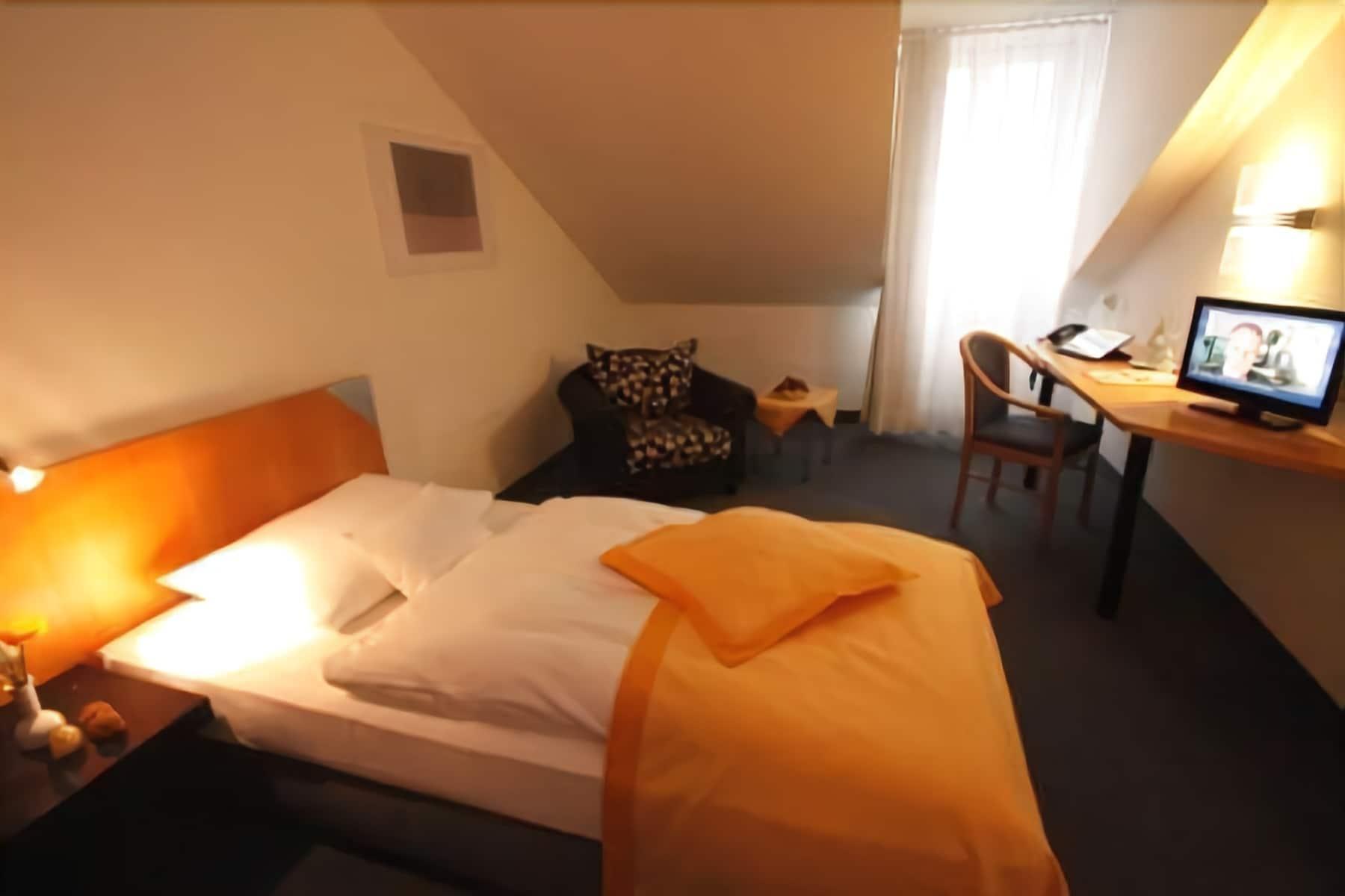 PRIMA Hotel Havelland Groß Kreutz Exteriör bild
