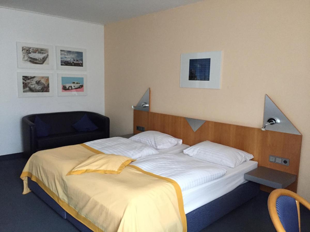 PRIMA Hotel Havelland Groß Kreutz Exteriör bild